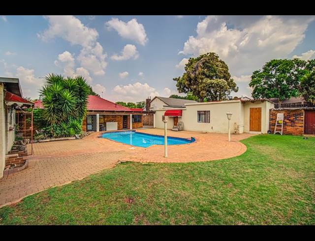 4 BEDROOM HOUSE FOR SALE IN HURLYVALE